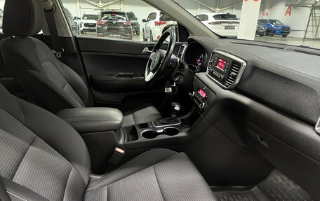 KIA Sportage IV рестайлинг, 2019 год, 2 070 000 рублей, 13 фотография