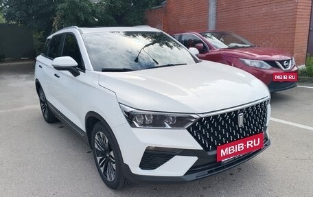 FAW Bestune T77, 2024 год, 2 100 000 рублей, 3 фотография