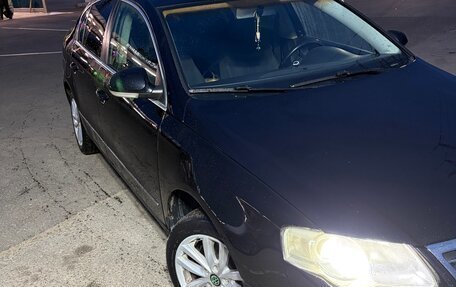 Volkswagen Passat B6, 2008 год, 695 000 рублей, 2 фотография