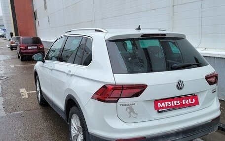 Volkswagen Tiguan II, 2017 год, 3 300 000 рублей, 4 фотография