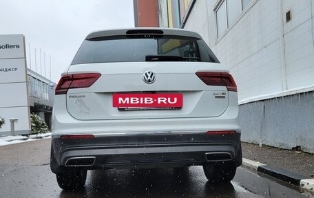 Volkswagen Tiguan II, 2017 год, 3 300 000 рублей, 5 фотография