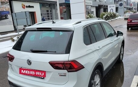 Volkswagen Tiguan II, 2017 год, 3 300 000 рублей, 3 фотография
