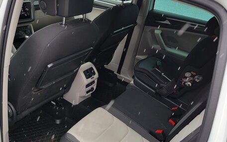 Volkswagen Tiguan II, 2017 год, 3 300 000 рублей, 7 фотография