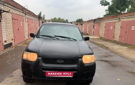 Ford Escape II, 2001 год, 299 000 рублей, 1 фотография