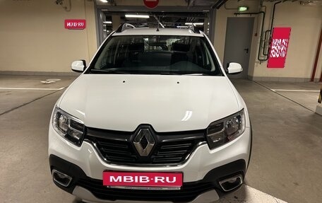 Renault Sandero II рестайлинг, 2021 год, 1 200 000 рублей, 1 фотография