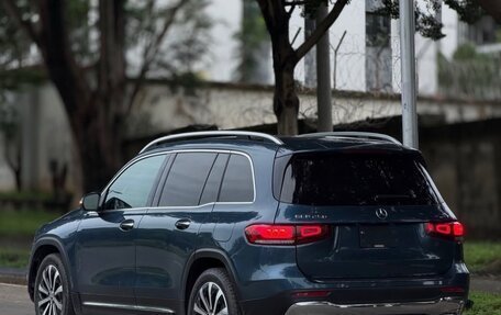 Mercedes-Benz GLB, 2023 год, 2 300 000 рублей, 4 фотография