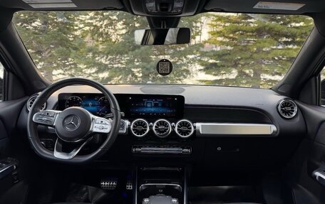 Mercedes-Benz GLB, 2023 год, 2 300 000 рублей, 7 фотография