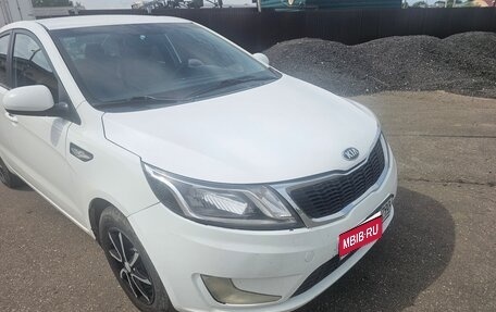 KIA Rio III рестайлинг, 2013 год, 690 000 рублей, 1 фотография