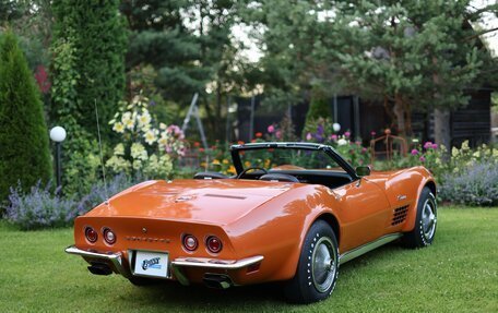Chevrolet Corvette C3, 1972 год, 10 900 000 рублей, 3 фотография