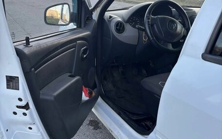 Renault Logan I, 2012 год, 180 000 рублей, 13 фотография