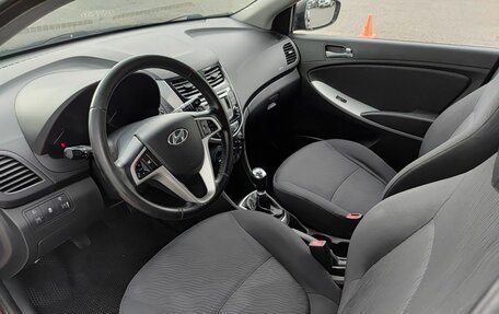 Hyundai Solaris II рестайлинг, 2011 год, 572 000 рублей, 20 фотография