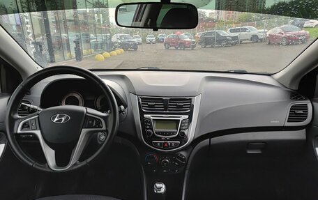 Hyundai Solaris II рестайлинг, 2011 год, 572 000 рублей, 17 фотография