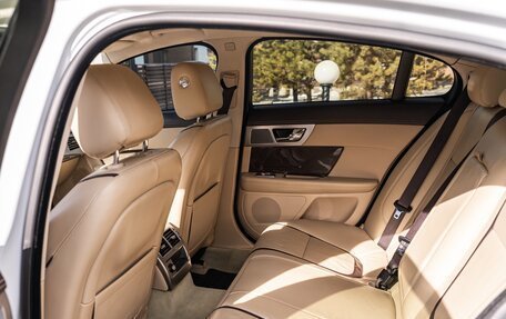 Jaguar XF I рестайлинг, 2013 год, 1 750 000 рублей, 38 фотография