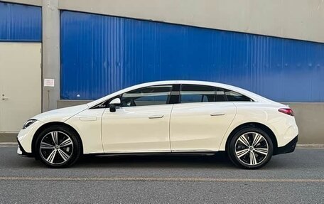 Mercedes-Benz EQE, 2025 год, 7 530 000 рублей, 4 фотография