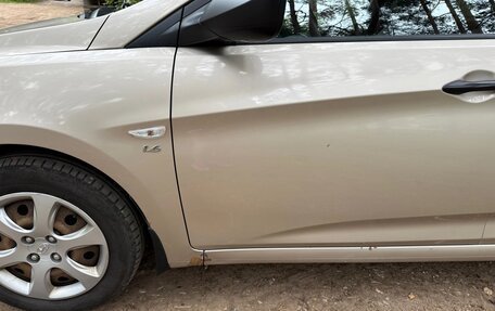 Hyundai Solaris II рестайлинг, 2013 год, 550 000 рублей, 6 фотография