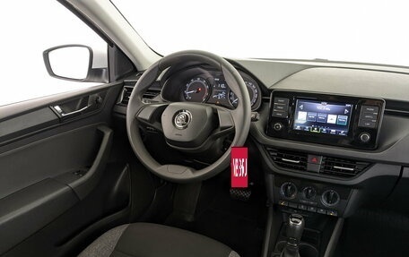 Skoda Rapid II, 2021 год, 1 260 000 рублей, 25 фотография
