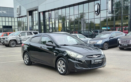 Hyundai Solaris II рестайлинг, 2012 год, 637 000 рублей, 3 фотография