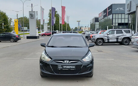 Hyundai Solaris II рестайлинг, 2012 год, 637 000 рублей, 2 фотография