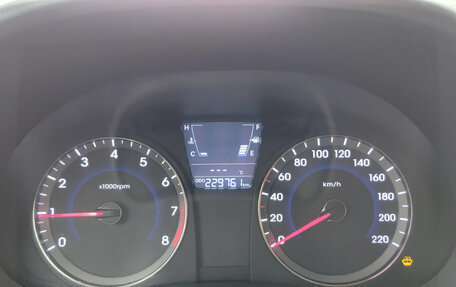 Hyundai Solaris II рестайлинг, 2012 год, 637 000 рублей, 16 фотография