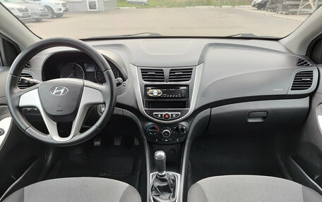 Hyundai Solaris II рестайлинг, 2012 год, 637 000 рублей, 17 фотография