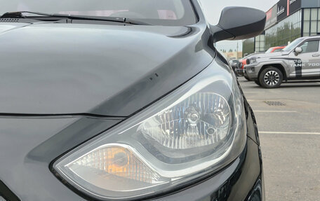 Hyundai Solaris II рестайлинг, 2012 год, 637 000 рублей, 21 фотография