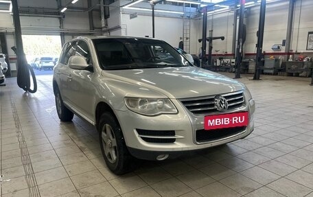 Volkswagen Touareg III, 2008 год, 1 055 000 рублей, 8 фотография
