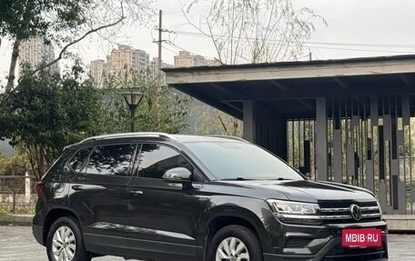 Volkswagen Tharu, 2022 год, 1 743 000 рублей, 2 фотография