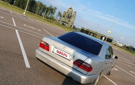 Mercedes-Benz E-Класс, 1997 год, 285 000 рублей, 6 фотография