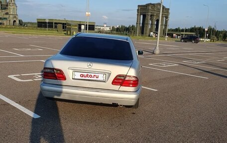 Mercedes-Benz E-Класс, 1997 год, 285 000 рублей, 5 фотография
