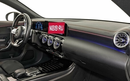 Mercedes-Benz CLA, 2020 год, 2 800 000 рублей, 13 фотография