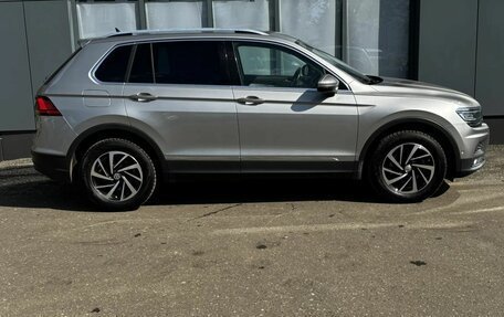Volkswagen Tiguan II, 2018 год, 2 639 000 рублей, 4 фотография