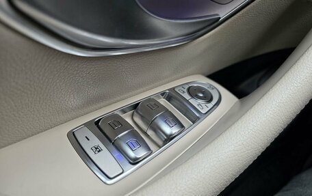 Mercedes-Benz E-Класс, 2019 год, 3 550 000 рублей, 15 фотография
