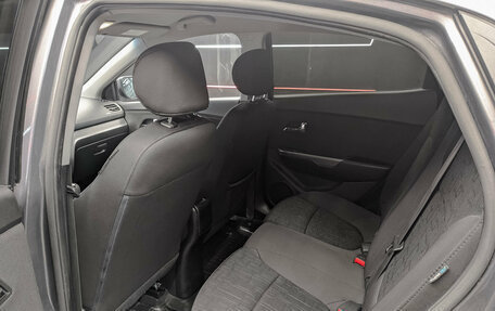 KIA Rio III рестайлинг, 2014 год, 950 000 рублей, 18 фотография