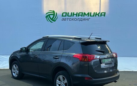 Toyota RAV4, 2014 год, 1 850 000 рублей, 7 фотография