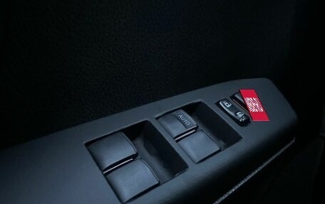 Toyota RAV4, 2014 год, 1 850 000 рублей, 10 фотография