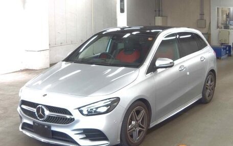 Mercedes-Benz B-Класс, 2019 год, 1 569 000 рублей, 3 фотография