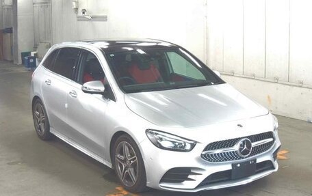 Mercedes-Benz B-Класс, 2019 год, 1 569 000 рублей, 1 фотография