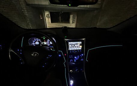 Hyundai Sonata VI, 2011 год, 1 049 000 рублей, 19 фотография