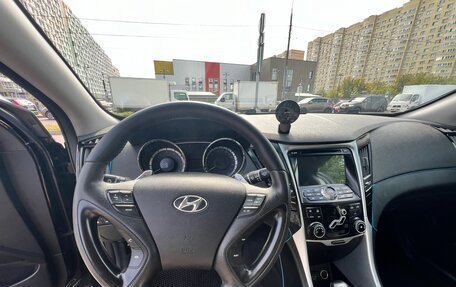 Hyundai Sonata VI, 2011 год, 1 049 000 рублей, 13 фотография