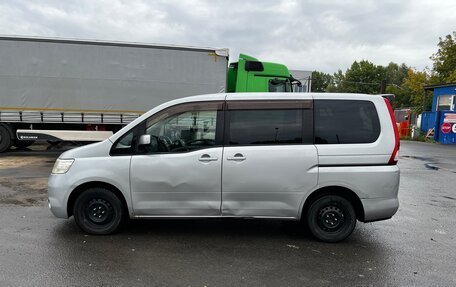 Nissan Serena III, 2007 год, 800 000 рублей, 4 фотография