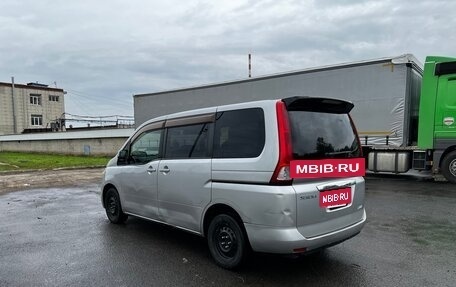 Nissan Serena III, 2007 год, 800 000 рублей, 5 фотография