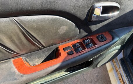 Hyundai Sonata IV рестайлинг, 2004 год, 130 000 рублей, 9 фотография