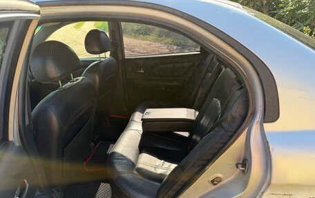 Hyundai Sonata IV рестайлинг, 2004 год, 130 000 рублей, 12 фотография