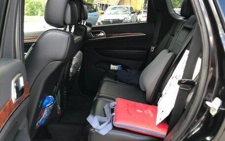 Jeep Grand Cherokee, 2010 год, 1 900 000 рублей, 21 фотография