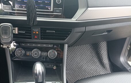 Volkswagen Jetta VII, 2020 год, 1 750 000 рублей, 8 фотография