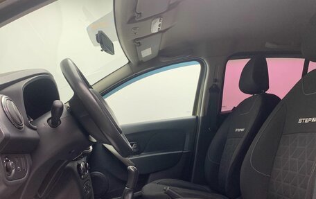 Renault Sandero II рестайлинг, 2016 год, 889 000 рублей, 18 фотография