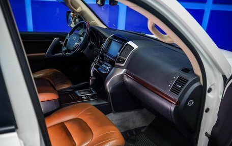 Toyota Land Cruiser 200, 2015 год, 3 470 000 рублей, 13 фотография