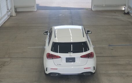 Mercedes-Benz A-Класс, 2019 год, 1 698 000 рублей, 3 фотография