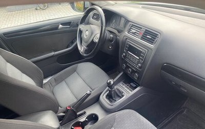 Volkswagen Jetta VI, 2013 год, 490 000 рублей, 1 фотография