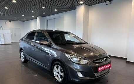 Hyundai Solaris II рестайлинг, 2012 год, 435 000 рублей, 1 фотография